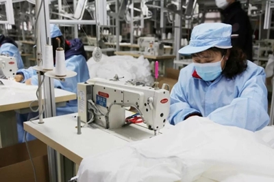 陜西咸陽首家醫(yī)用一次性防護服生產企業(yè)獲批醫(yī)療器械生產